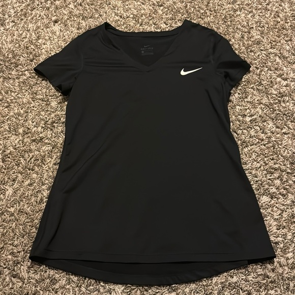 Nike Tops - Women’s Nike dri fit V neck tshirt. Size large *